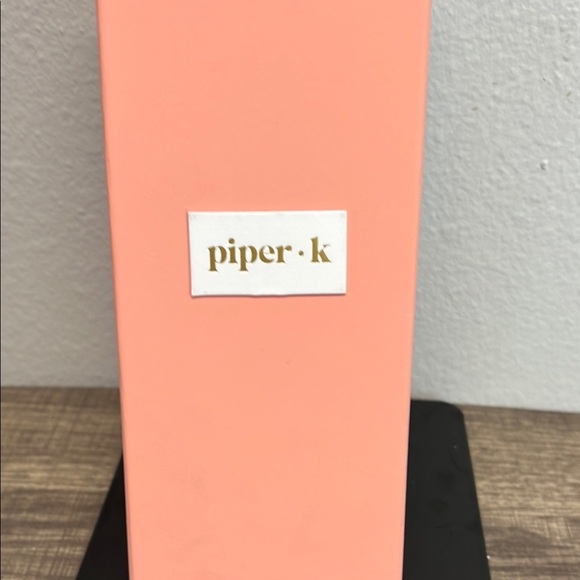 Piper K | Heart/Bow Bag Charm - Picture 8 of 8